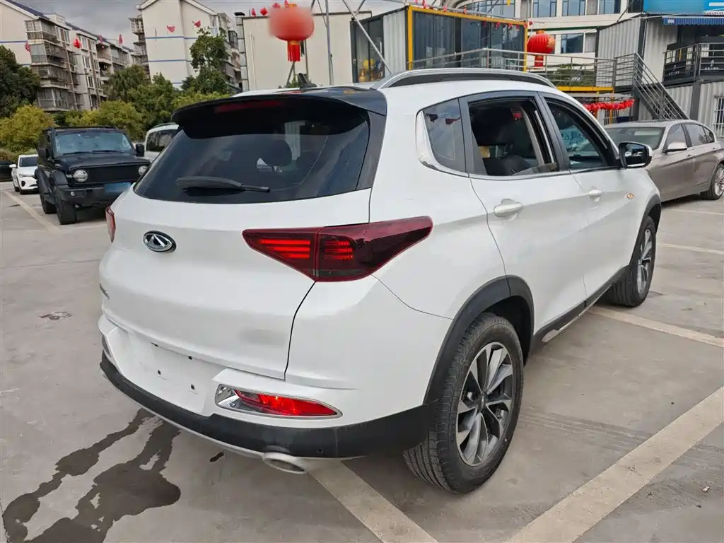 Фото 7 - Chery Tiggo 7