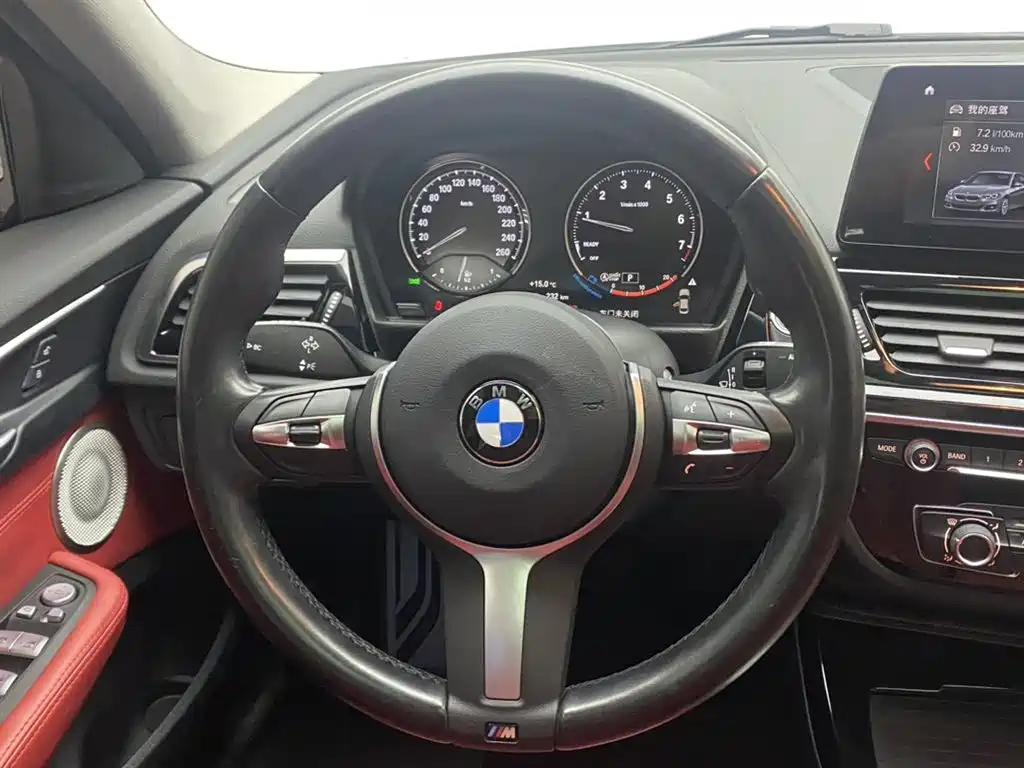 BMW 1-SERIES
