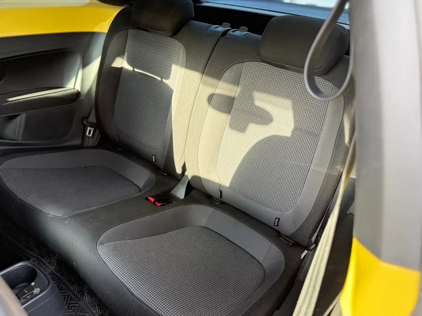 Volkswagen Beetle 2013 1.4TSI Fashion Edition фото 6
