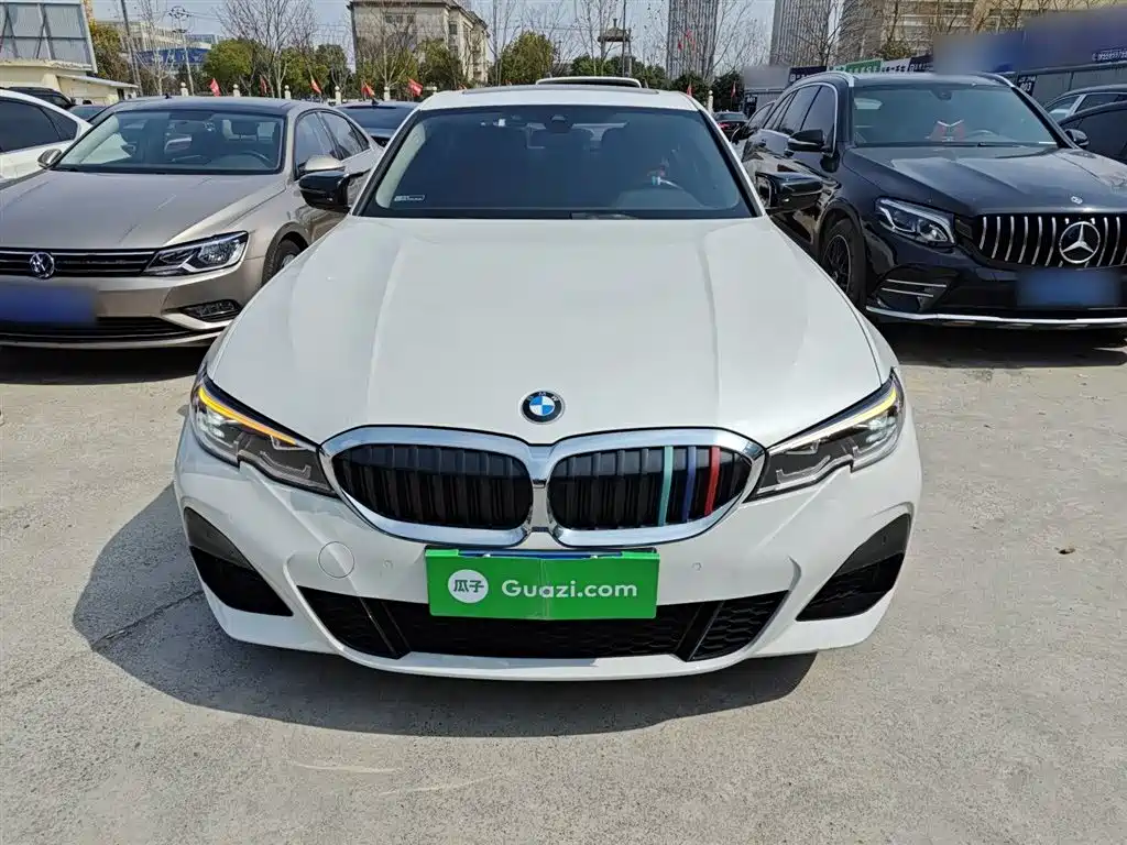 BMW 3 Series 2022 325Li M Sport Package фото 3