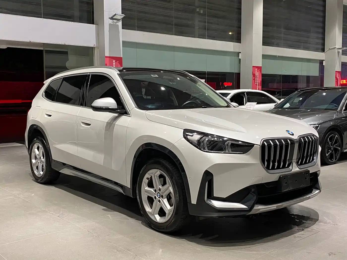 BMW X1 2023 sDrive20Li X Design Package фото 3