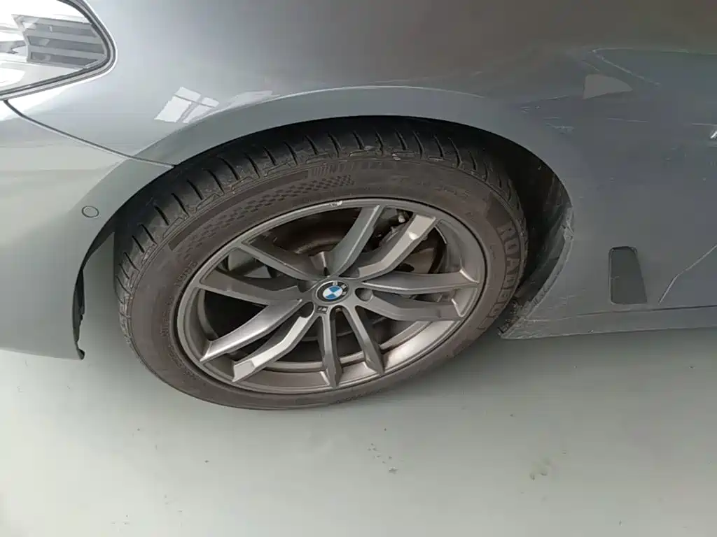 Фото 25 - BMW 5 Series (Import)