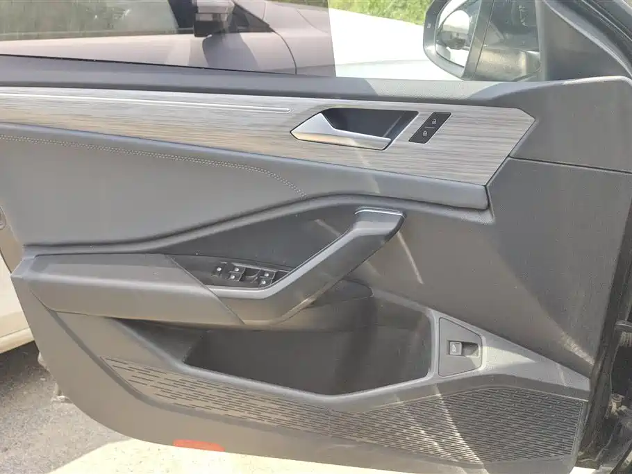 Volkswagen Sagitar 2023 280TSI DSG Beyond Lite фото 7