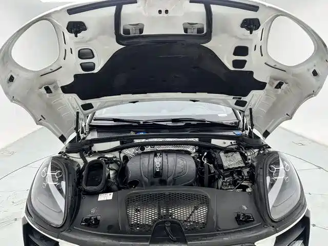 Porsche Macan 2020 Macan 2.0T фото 25