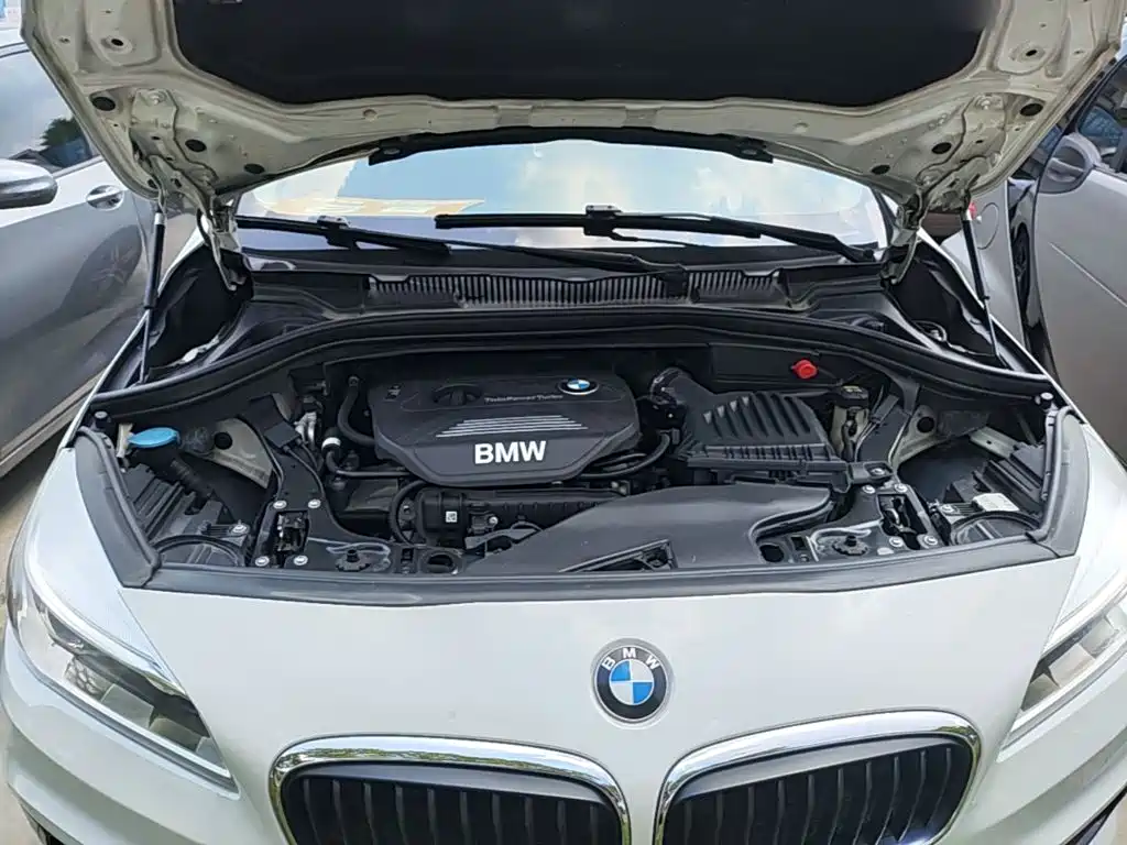 BMW 2 Series Touring 2018 2016 218i Sport Design Package