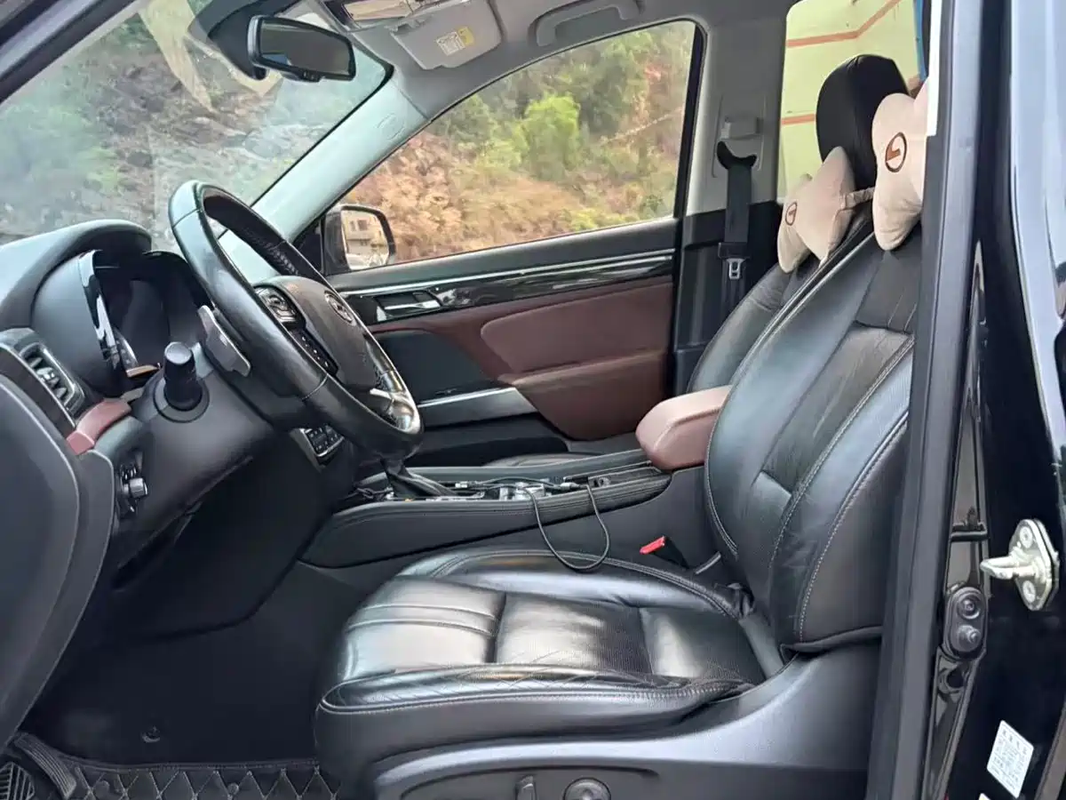 GAC Trumpchi Trumpchi GS8 2017 320T AWD Luxury Smart Connect (7-Seater) фото 4