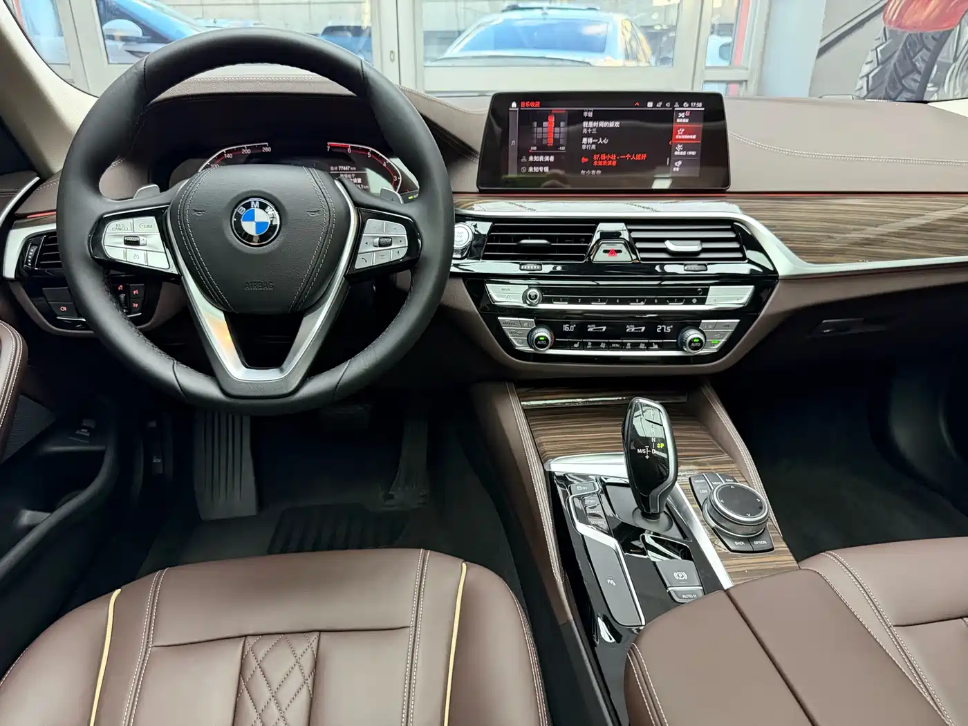 BMW 5 Series 2020 530Li xDrive Luxury Package фото 27