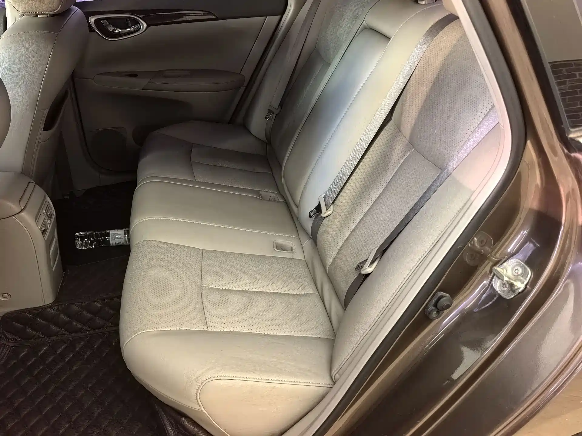 Фото 9 - Nissan Sylphy