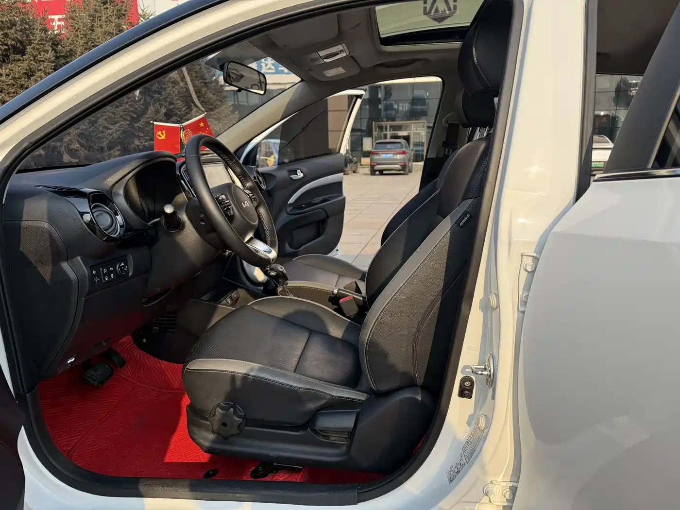 Kia KX1 2021 1.4L CVT Fun Sunroof Version фото 10