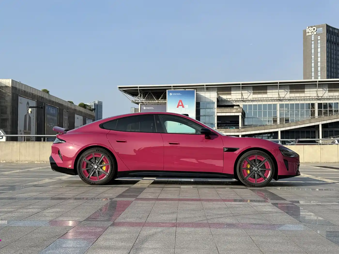 Xiaomi Auto Xiaomi SU7 2026 Rear-Wheel Drive Edition фото 4