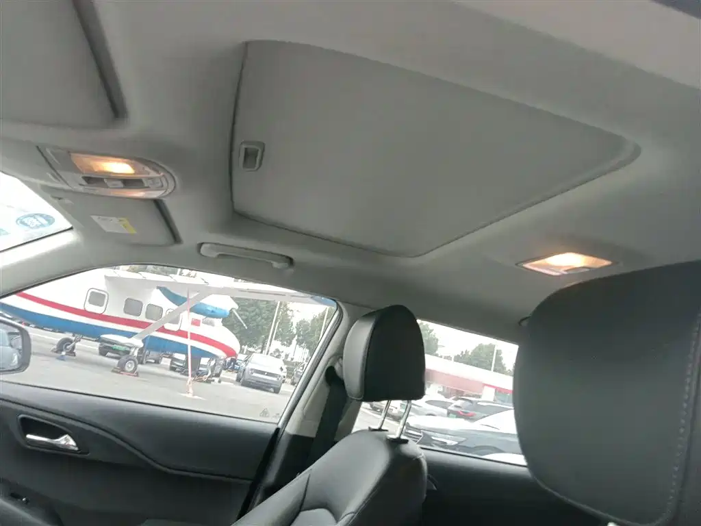 Hyundai Beijing Hyundai ix35 2019 2.0L Automatic 2WD Zhiyong·Enjoy China V фото 14