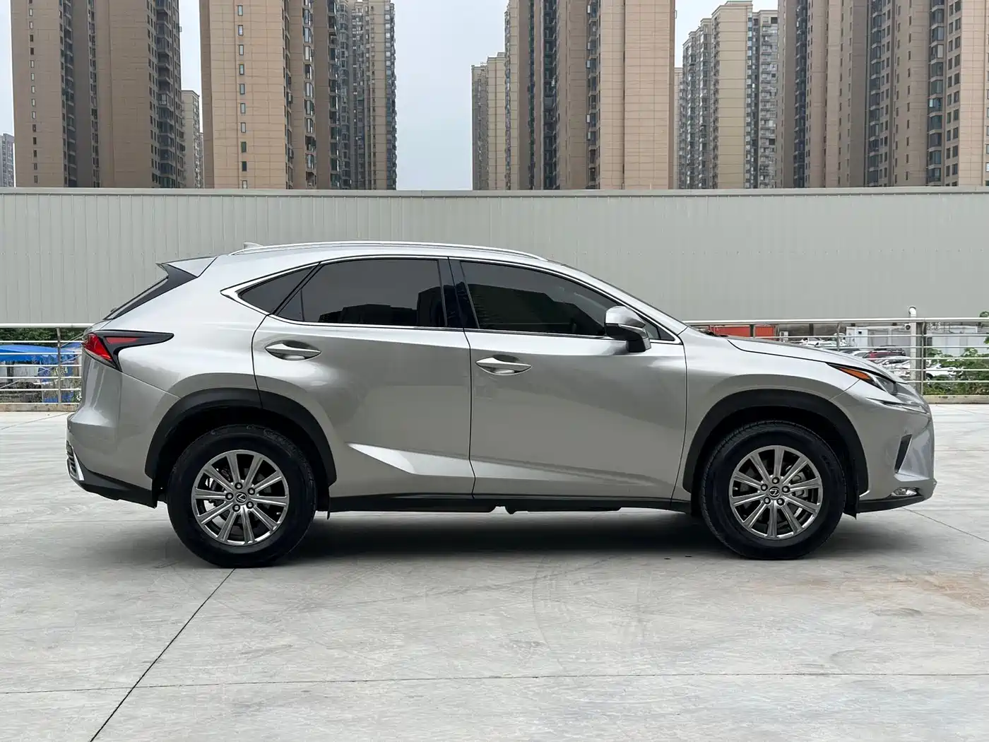 Lexus NX 2020 200 AWD F Sport China VI фото 8