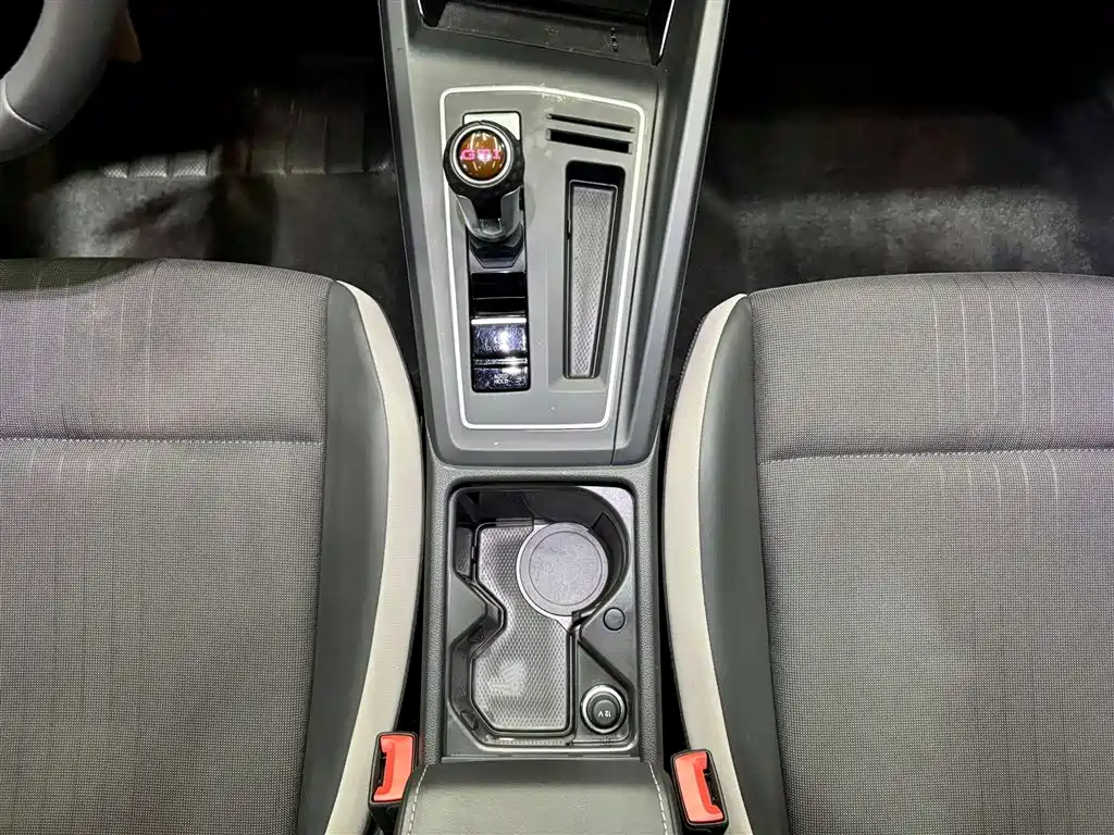Volkswagen Golf 2023 Facelift 280TSI DSG Pro фото 21