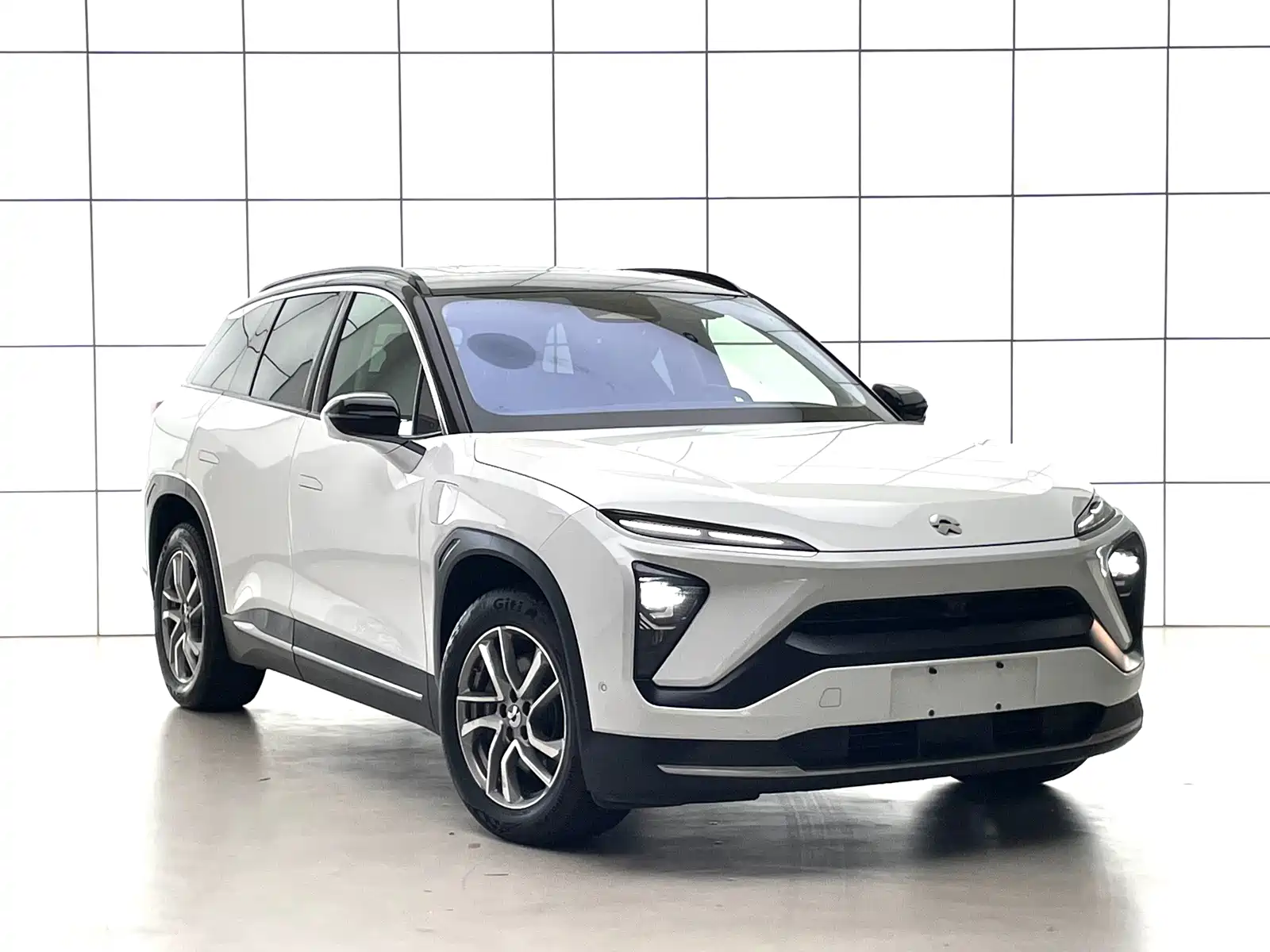 Фото 2 - NIO ES6