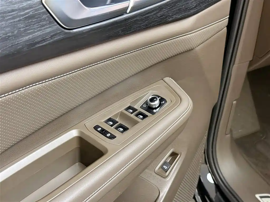 Volkswagen Viloran 2024 380TSI Prestige Edition фото 20