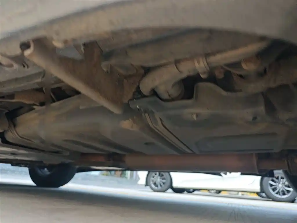Toyota RAV4 Rongfang 2015 2.0L CVT 2WD Trend Edition фото 18