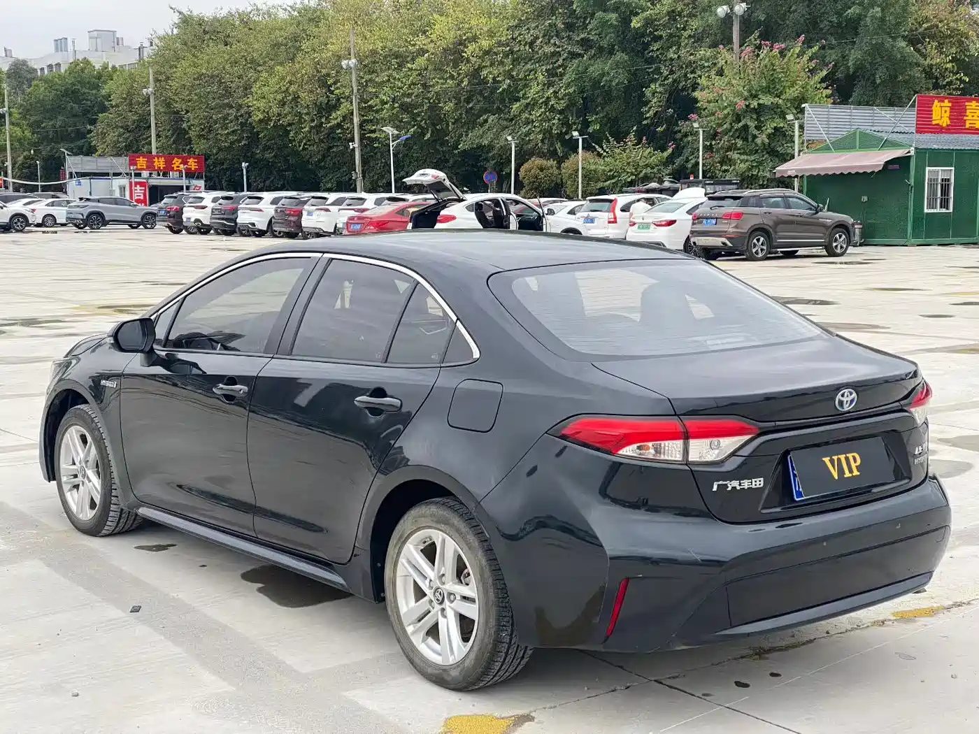 Toyota Levin 2022 Dual Engine 1.8H E-CVT Luxury Edition фото 7