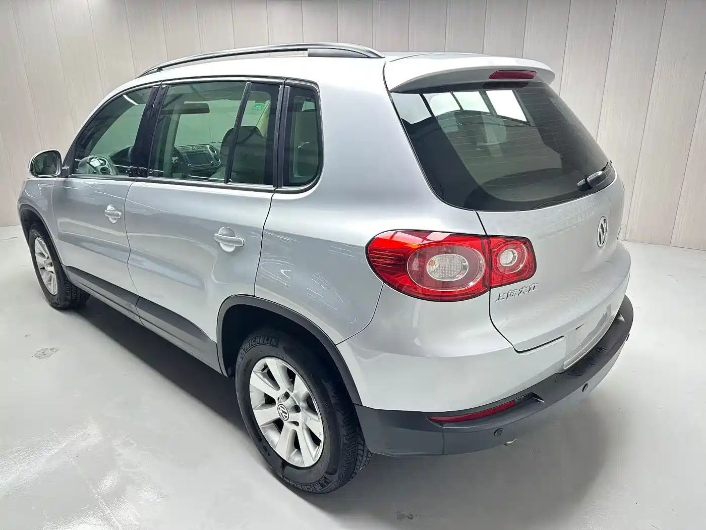 Volkswagen Tiguan 2010 1.8TSI Automatic 2WD Trend фото 3