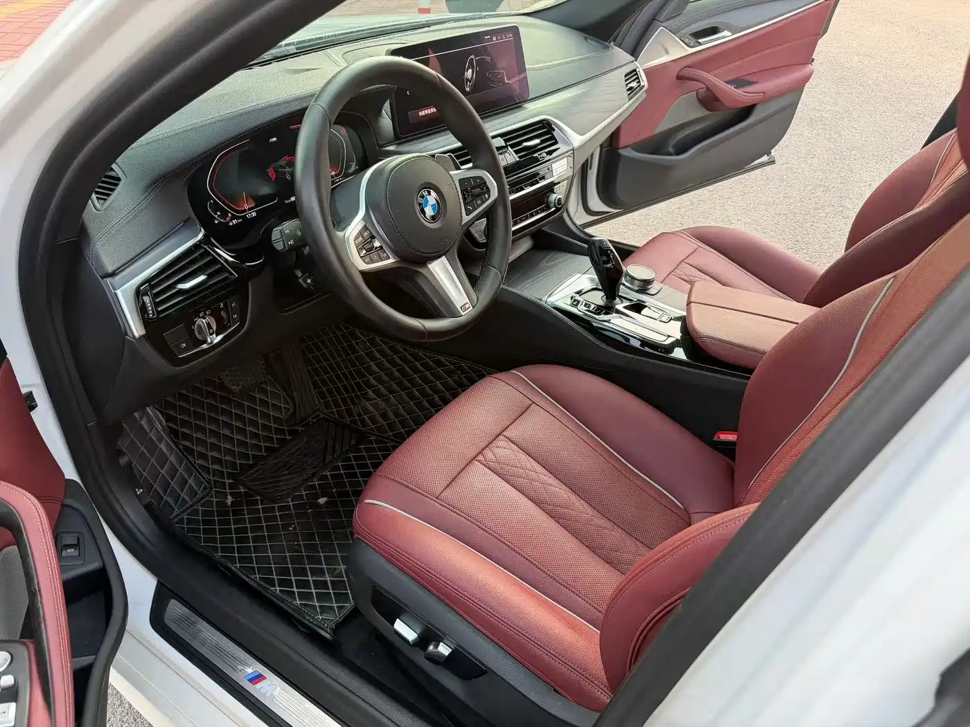 BMW 5-SERIES