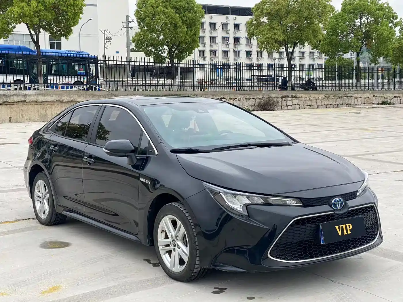 Toyota Levin 2022 Dual Engine 1.8H E-CVT Luxury Edition фото 2