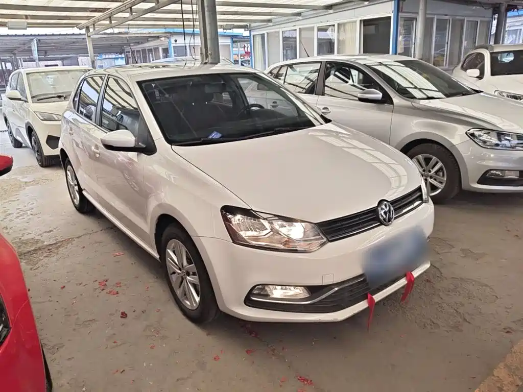 Volkswagen Polo 2016 1.6L Automatic Comfort фото 22
