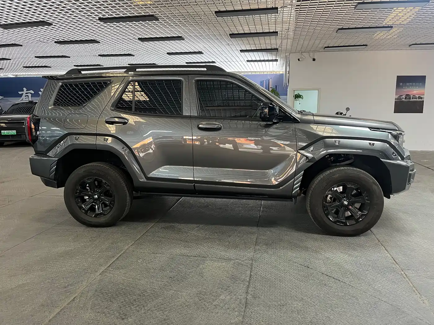 TANK TANK 400 NEW ENERGY