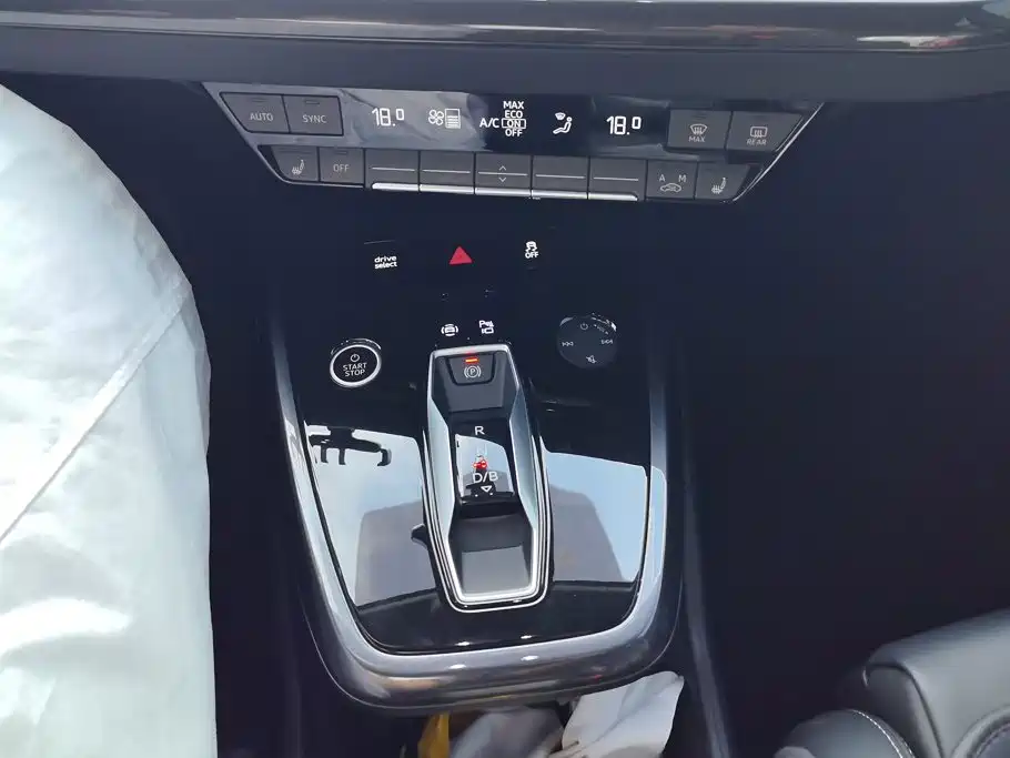 Audi Q4 e-tron 2024 2023 40 e-tron Innovation Edition