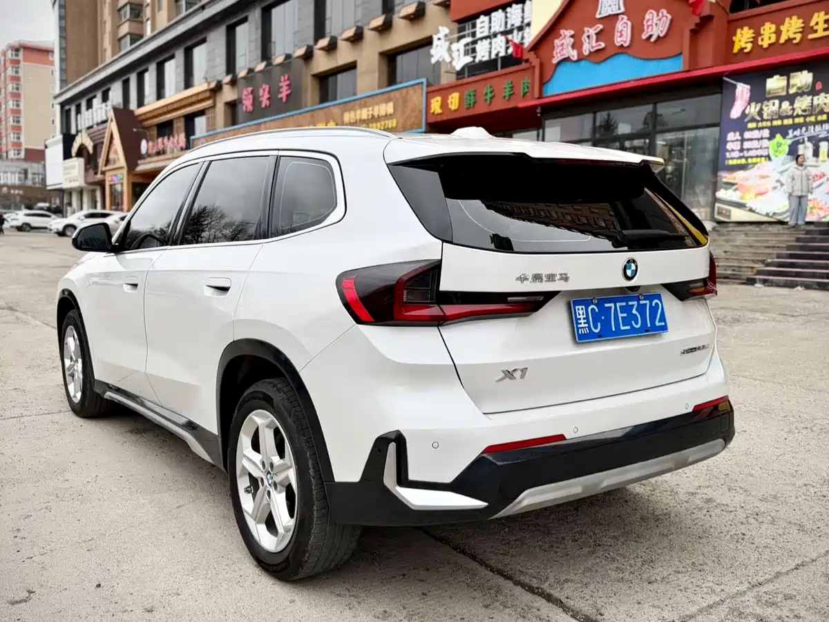 BMW X1 2023 sDrive20Li X Design Package фото 4