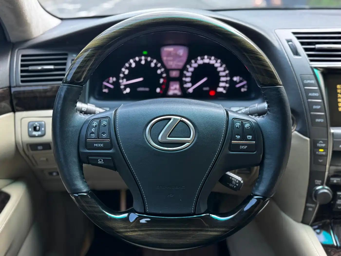 Lexus LS 2006 460L Premium Edition фото 15