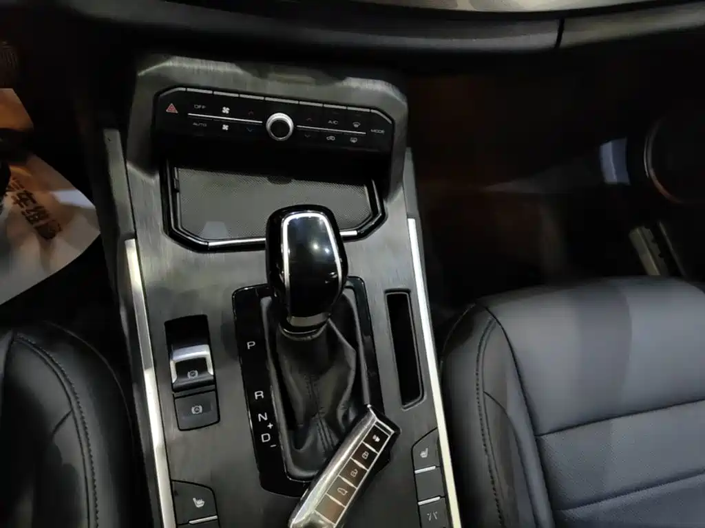 WEY VV7 2019 2017 2.0T Luxury