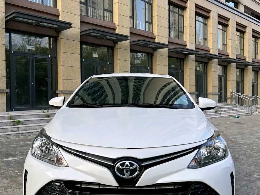 Toyota Vios FS 2017 1.5L CVT Fengchi Edition фото 2