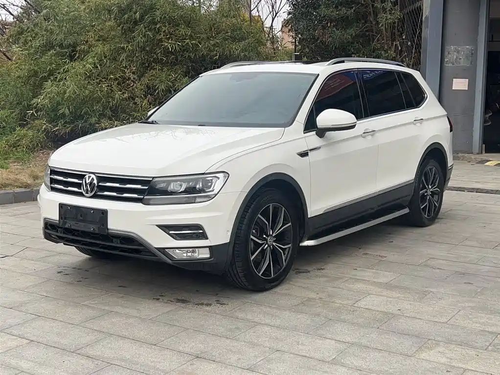 Volkswagen Tiguan L 2019 330TSI Auto 2WD Smart Luxury Edition China V фото 2