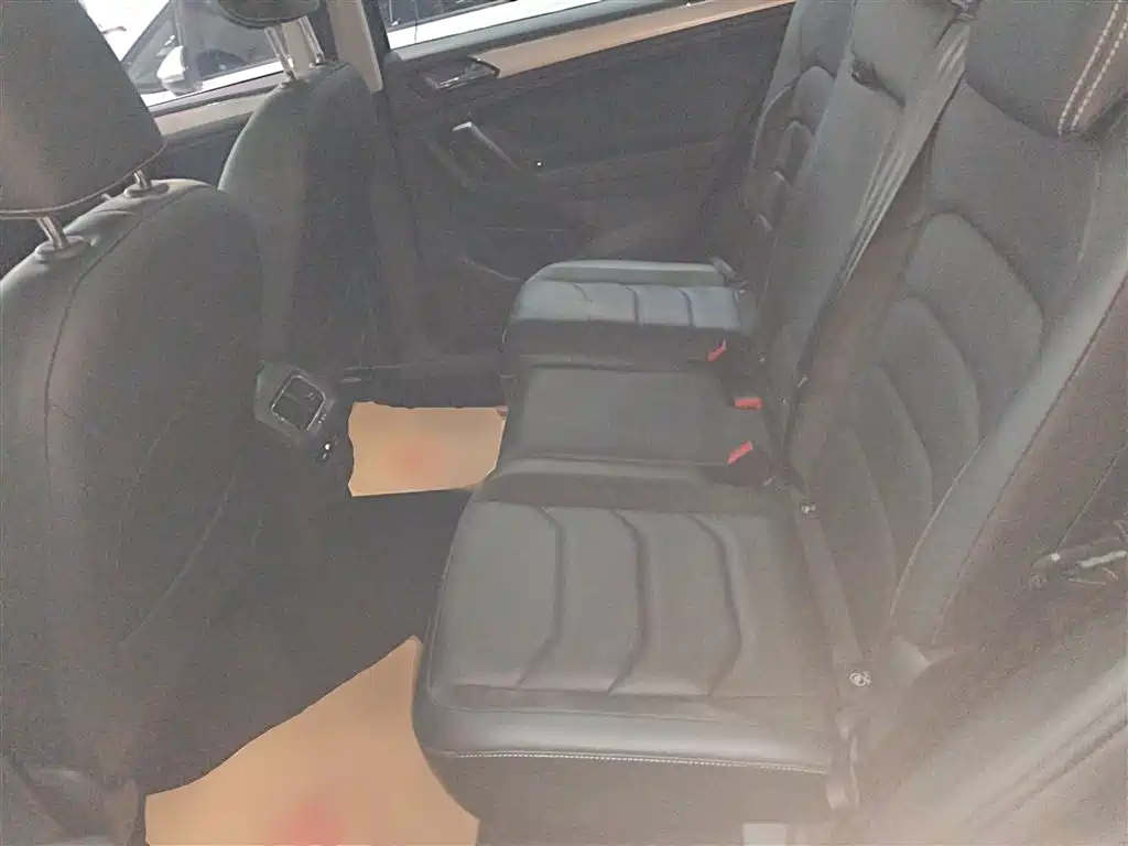 Volkswagen Tiguan L 2018 330TSI Automatic 2WD Luxury Edition фото 17