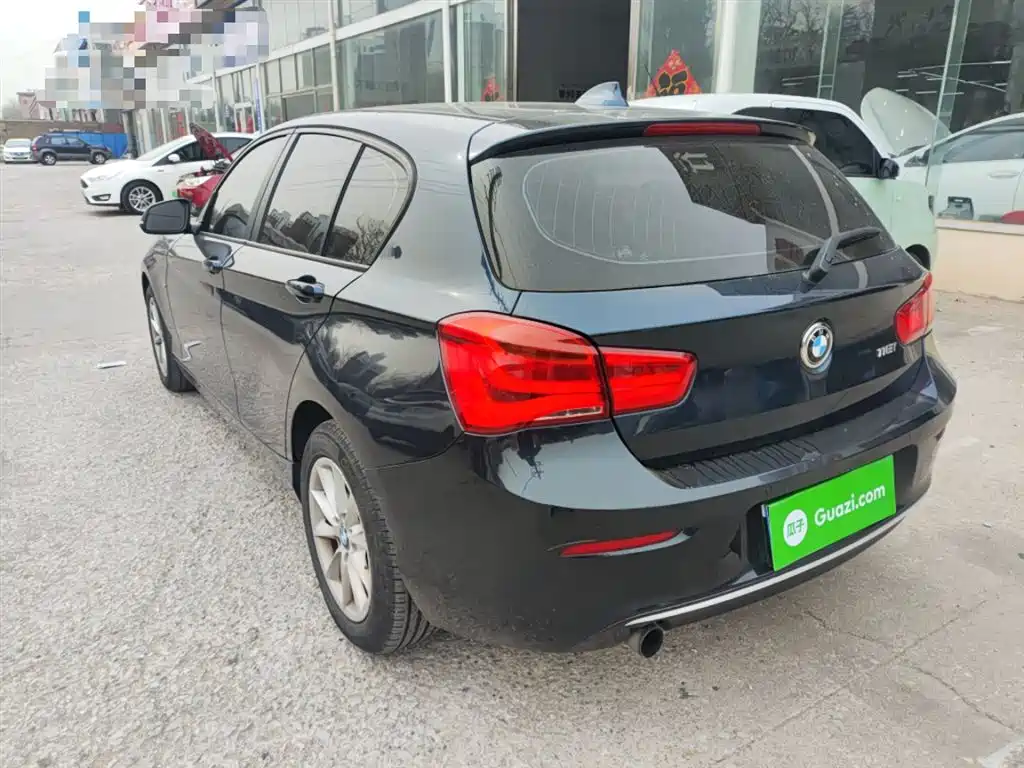 BMW 1 Series (Import) 2015 118i Urban Design Package фото 23