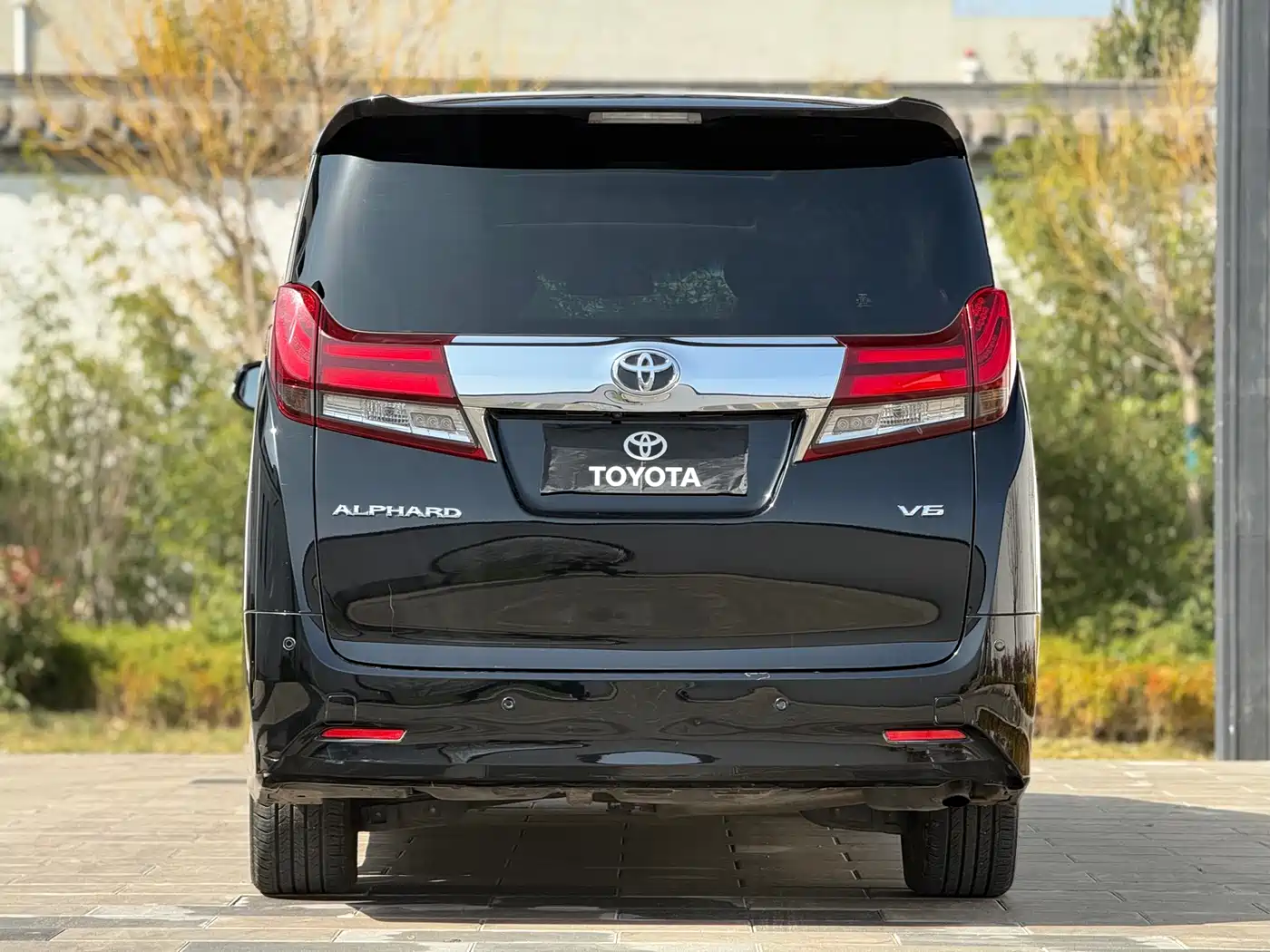 Toyota Alphard 2015 3.5L Luxury Edition фото 6