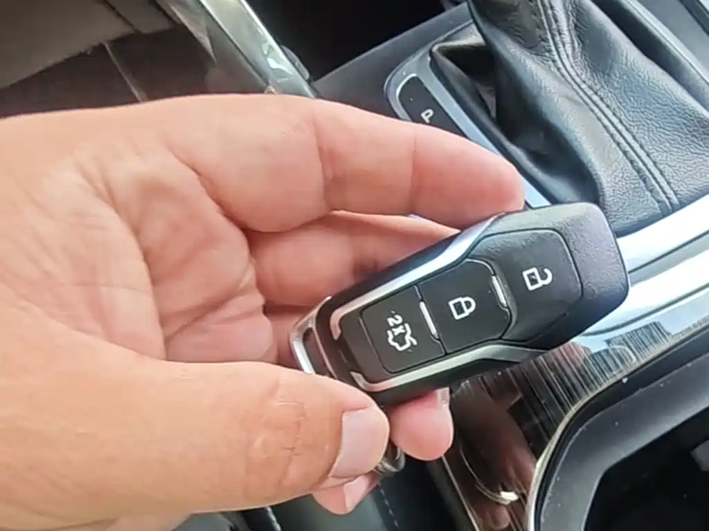 Фото 9 - Ford Edge