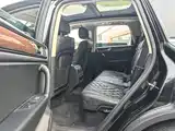 Фото 9 - Volkswagen Touareg