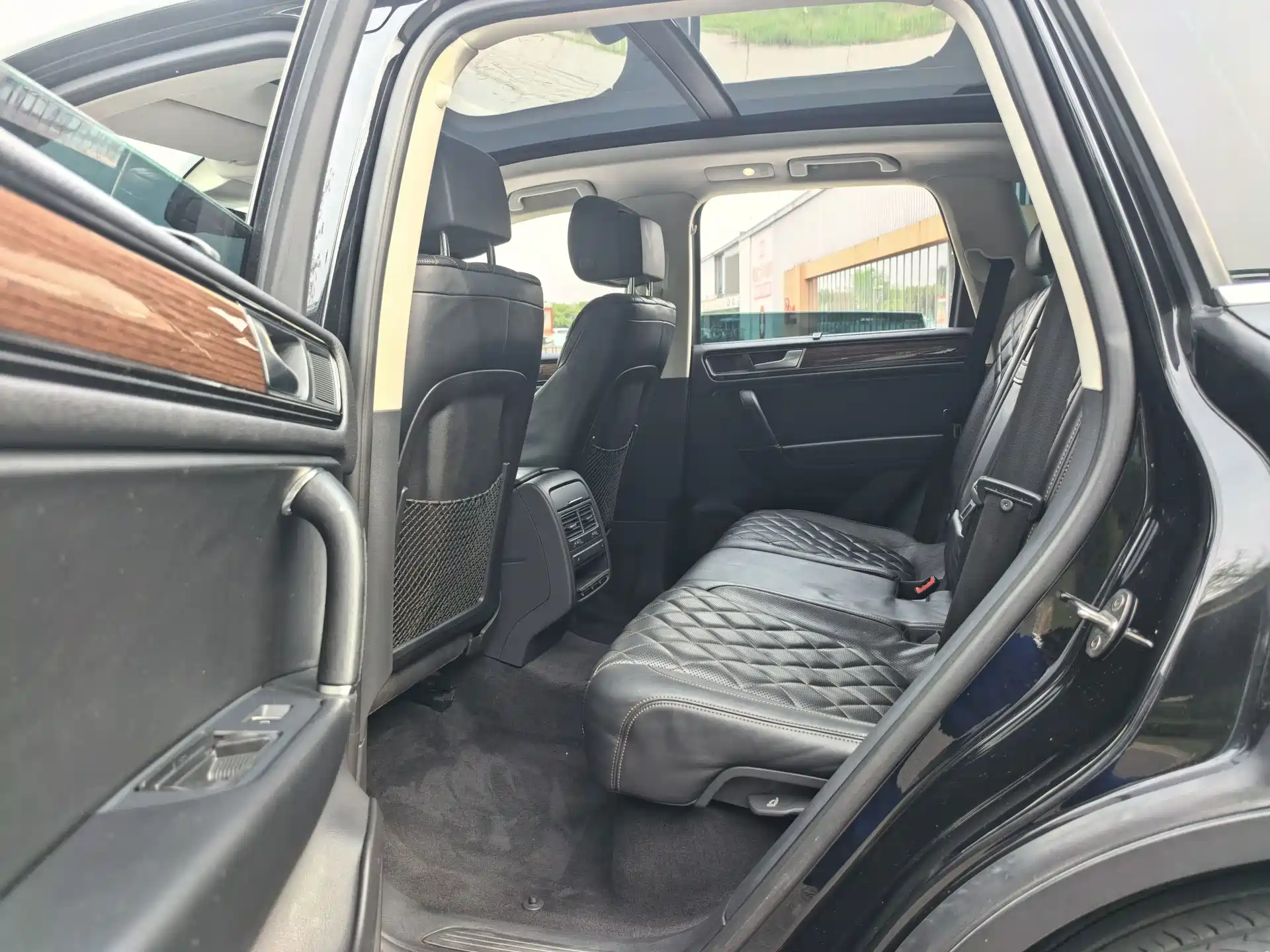 Фото 9 - Volkswagen Touareg