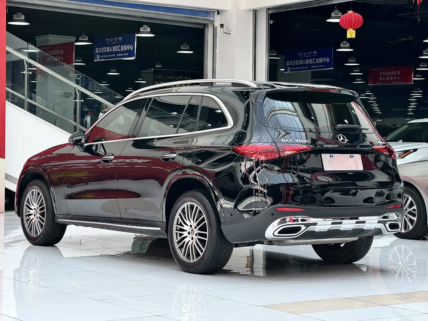 Mercedes-Benz GLC 2023 Facelift GLC 300 L 4MATIC Sport 7-Seater фото 26