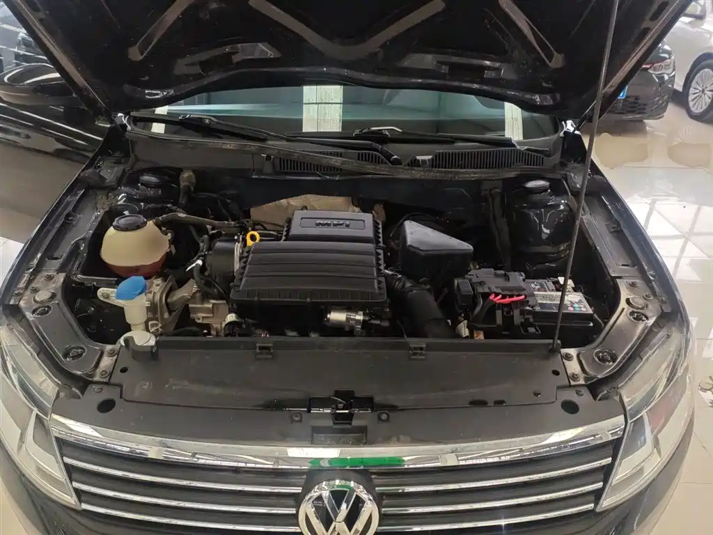 Volkswagen Lavida 2019 Lavida Start 1.5L Manual Trend (China VI) фото 16