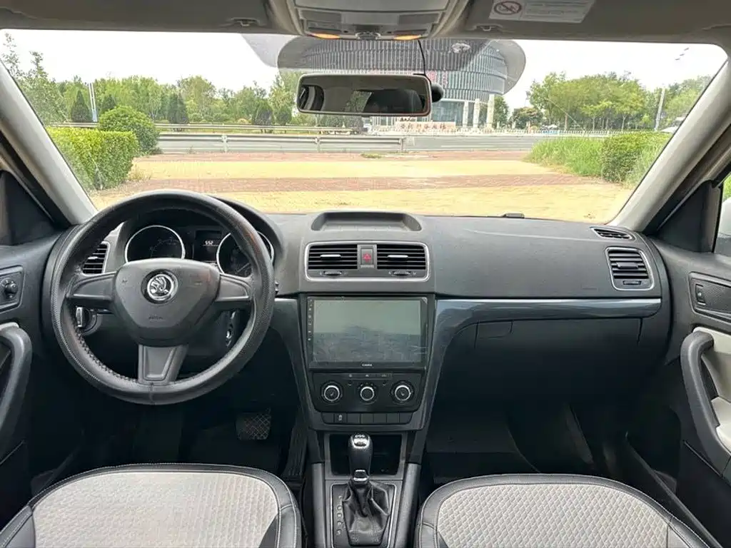 صورة 9 - Škoda Yeti