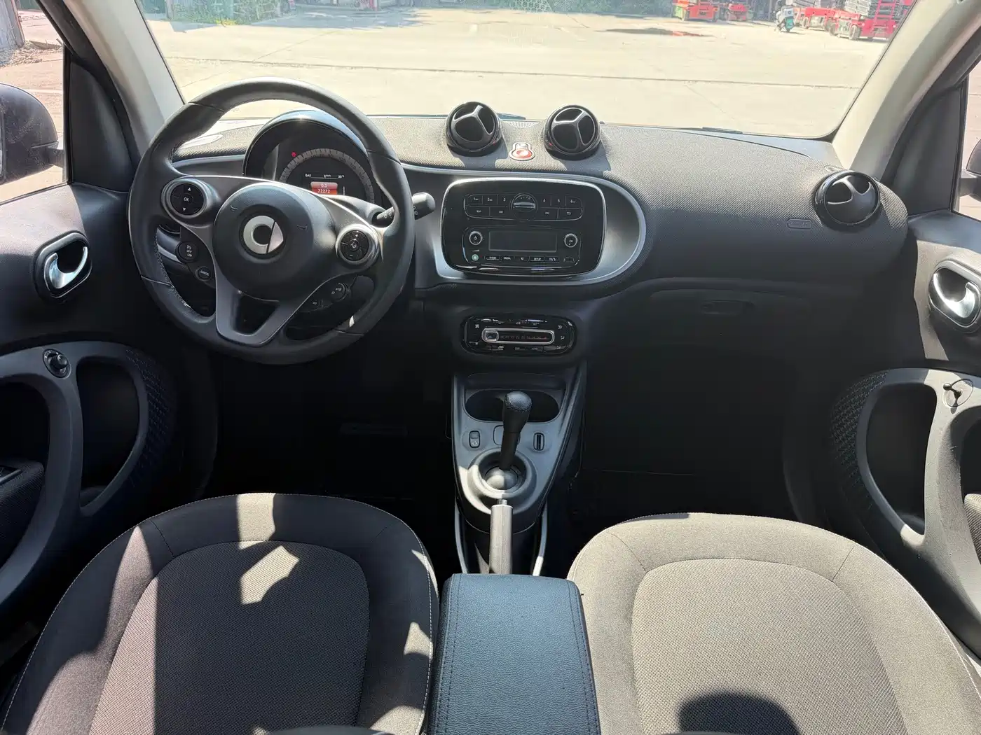 smart fortwo 2019 2019 0.9T 66kW Hardtop Wind Edition China VI