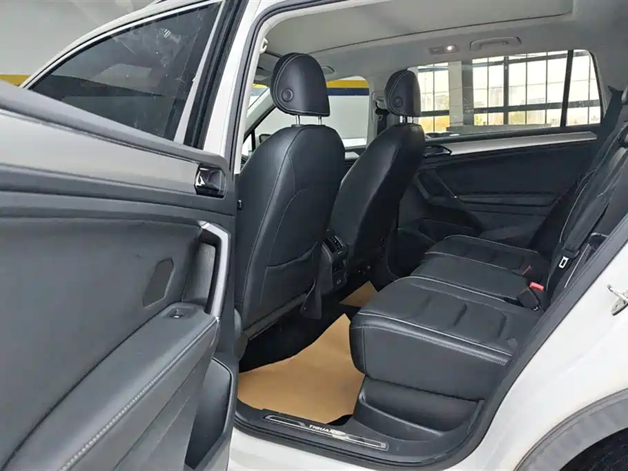 Volkswagen Tiguan L 2017 330TSI Automatic 2WD Flagship Edition фото 11