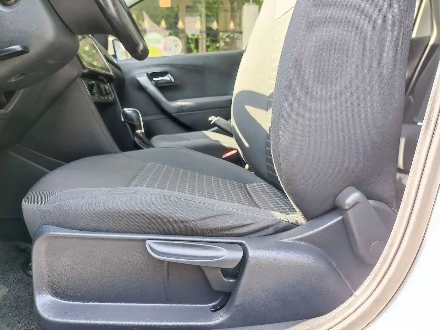 Volkswagen Polo 2018 1.5L Auto Comfort фото 19