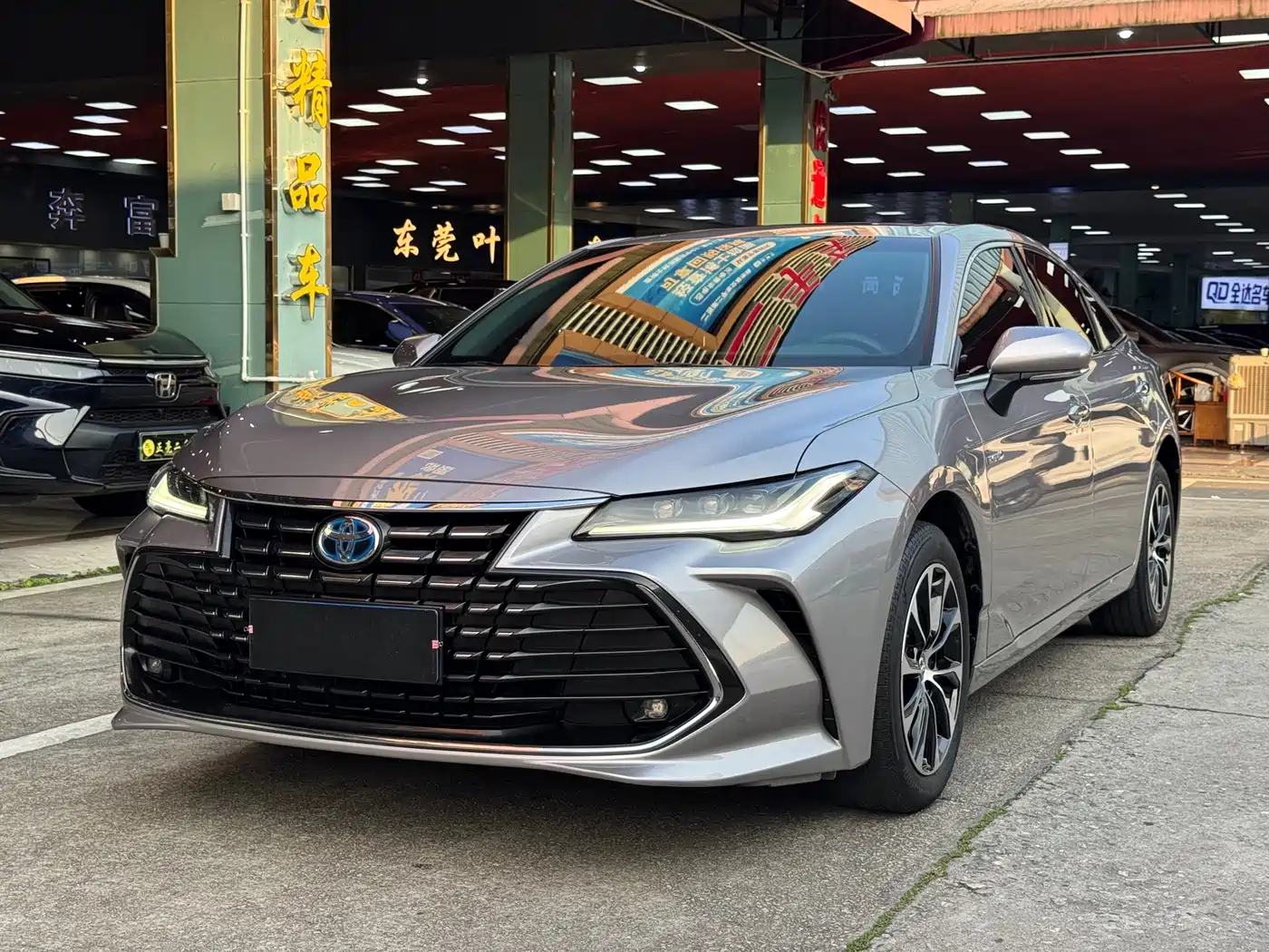 Toyota Avalon 2023 Hybrid 2.5L Luxury Edition