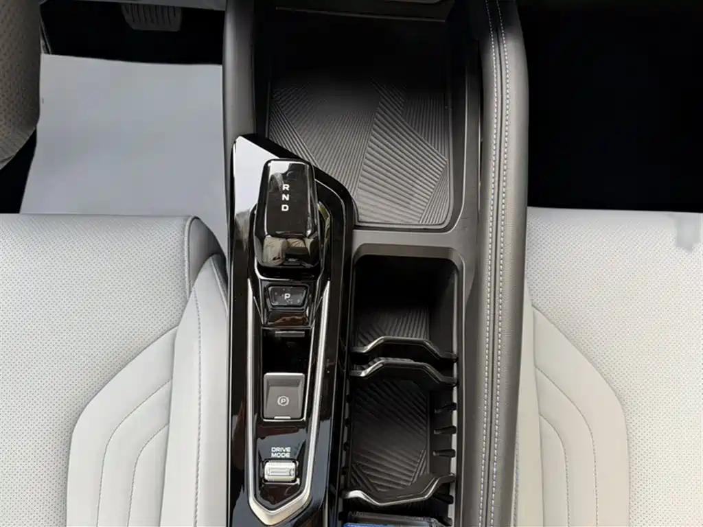 GEELY AUTOMOBILE BINYUE