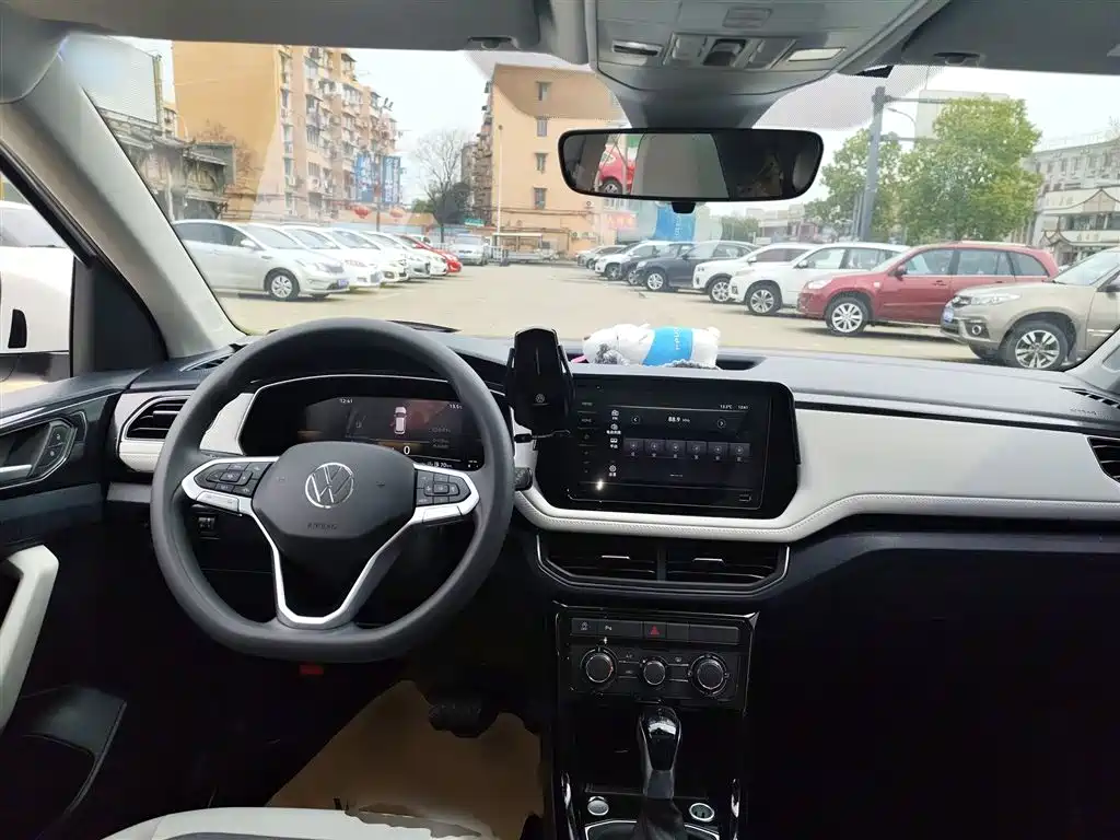 Volkswagen Tharu 2025 Model Rising Star 300TSI Aspiration Edition фото 6