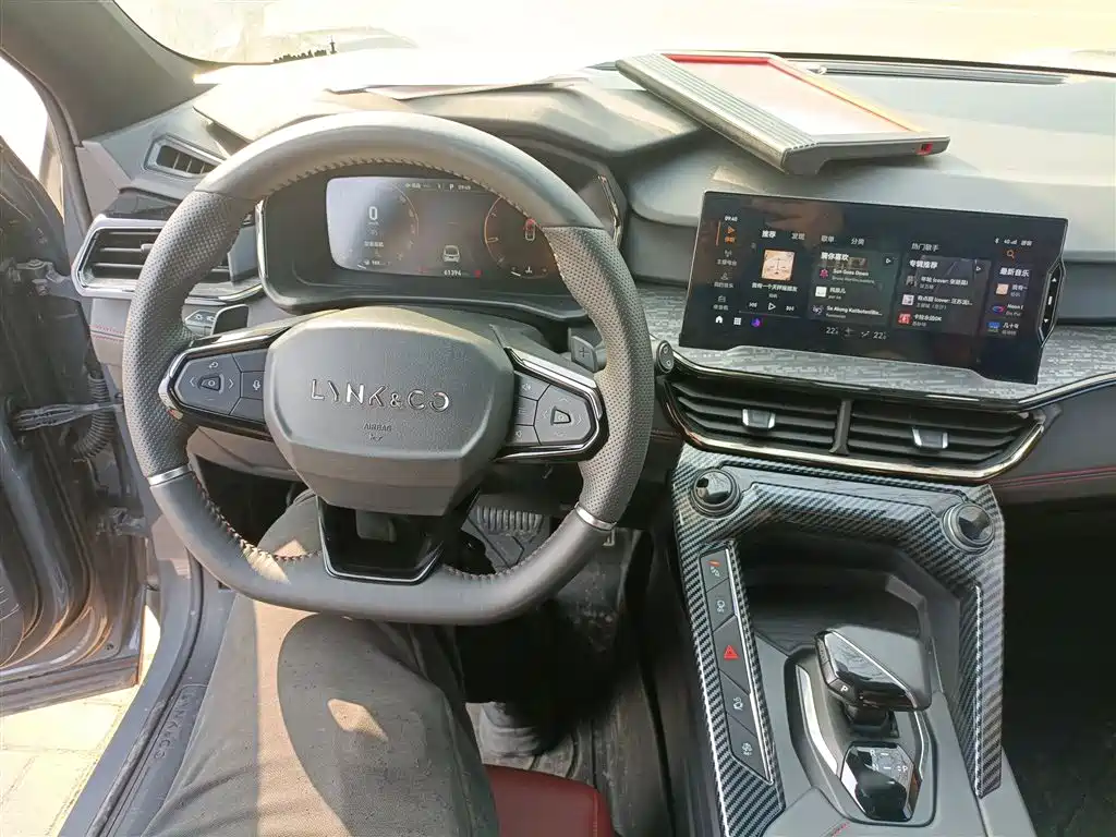 Lynk & Co 06 2020 1.5T Power Pro фото 10