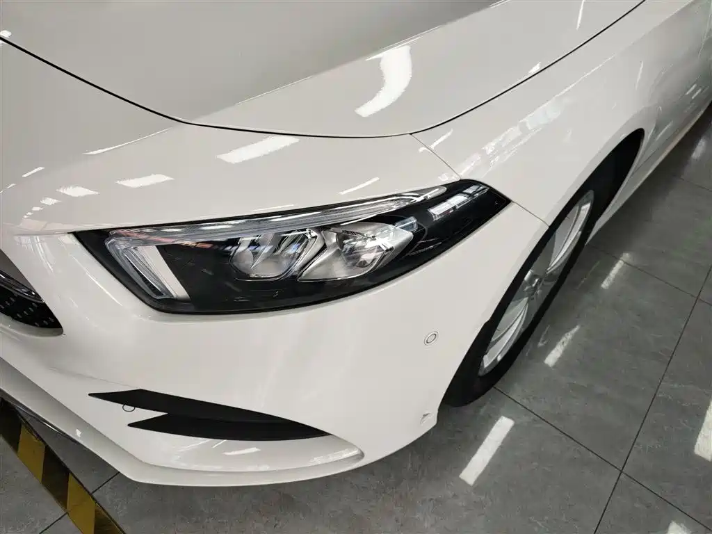 Mercedes-Benz A-Class 2021 A 200 L Sport Sedan Dynamic Type фото 24