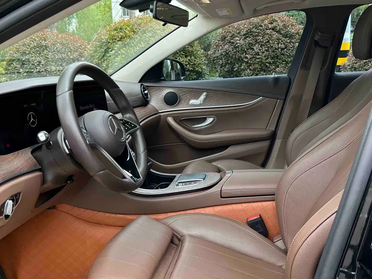 Mercedes-Benz E-Class 2021 E 260 L фото 13